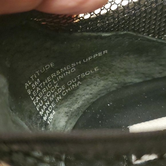 Steve Madden Altitude Olive Green Suede Mesh Sneaker sz 9.5M - Picture 8 of 10